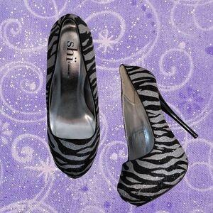Shi by JOURNEYS Black & Silver Zebra Print High Heel Pumps